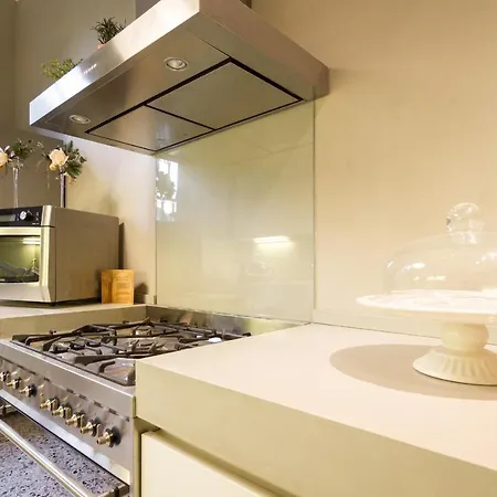 ヴィラ Monte Di Lenno Sleeps 8 Pool Air Con