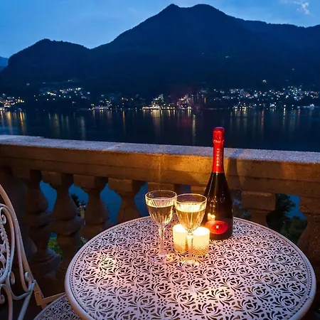 Monte Di Lenno Sleeps 8 Pool Air Con *